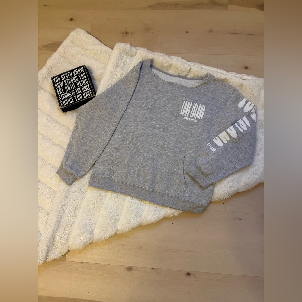 Gray Long Island Aquarium Sweatshirt